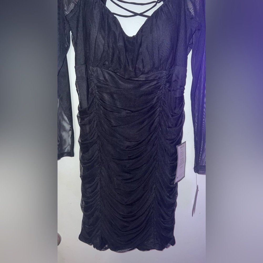 City Studio- Little black dress - Picture 2 of 5